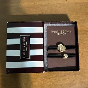 Henri Bendel letter K gold/rhinestone hair tie